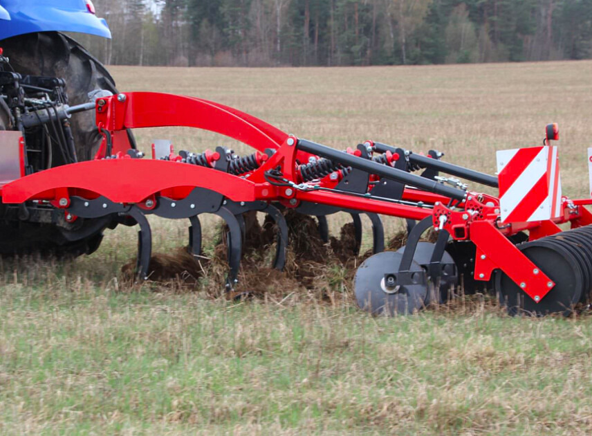 Культиватор стерневой U-818/3 3,5 м. с болтовой защитой - Культиватор: фото 1 Культиватор стерневой U-818/3 3,5 м. с болтовой защитой - Культиватор: фото 1