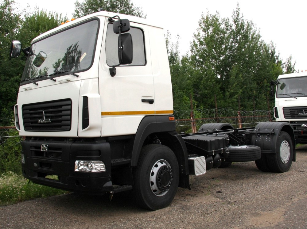 МАЗ-5550S5-650-000 - Грузовик-шасси: фото 1 МАЗ-5550S5-650-000 - Грузовик-шасси: фото 1