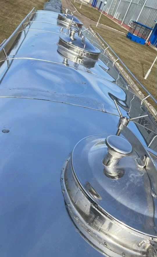 МАЗ 631228-8575-012 - Грузовик-цистерна: фото 3 МАЗ 631228-8575-012 - Грузовик-цистерна: фото 3