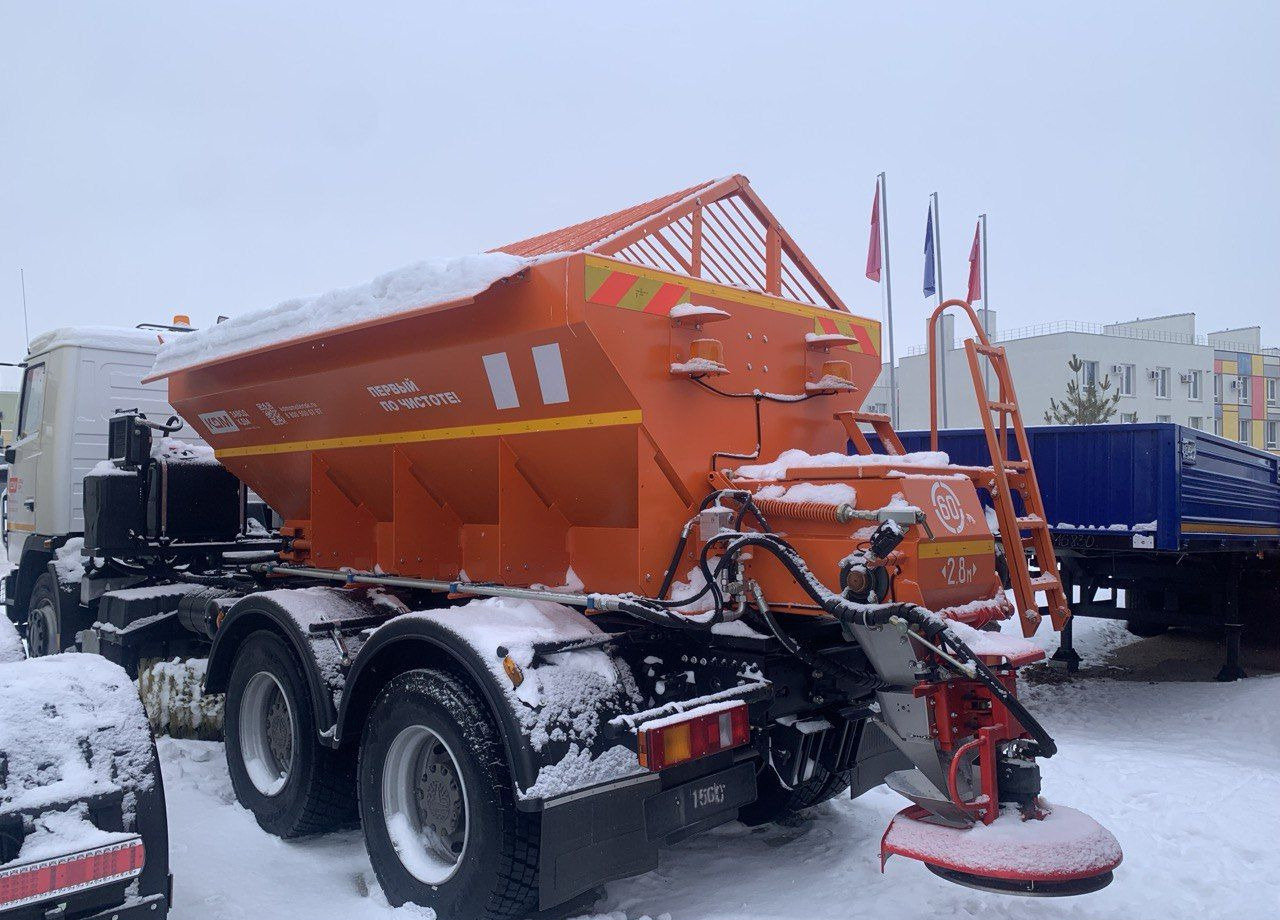 МАЗ КДМ ЭД-244 - Снегоуборочная машина: фото 3 МАЗ КДМ ЭД-244 - Снегоуборочная машина: фото 3