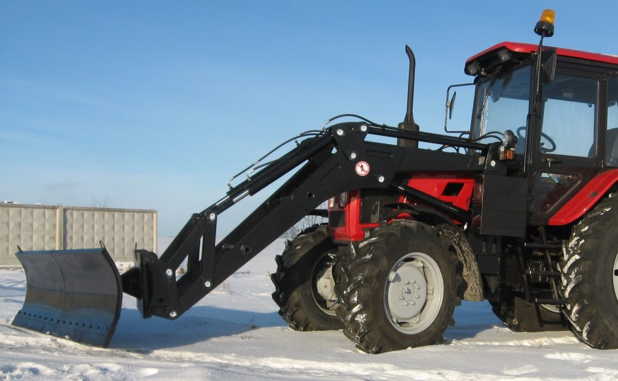 Передний отвал для снега НО-79-020 - Отвал для снега: фото 1 Передний отвал для снега НО-79-020 - Отвал для снега: фото 1