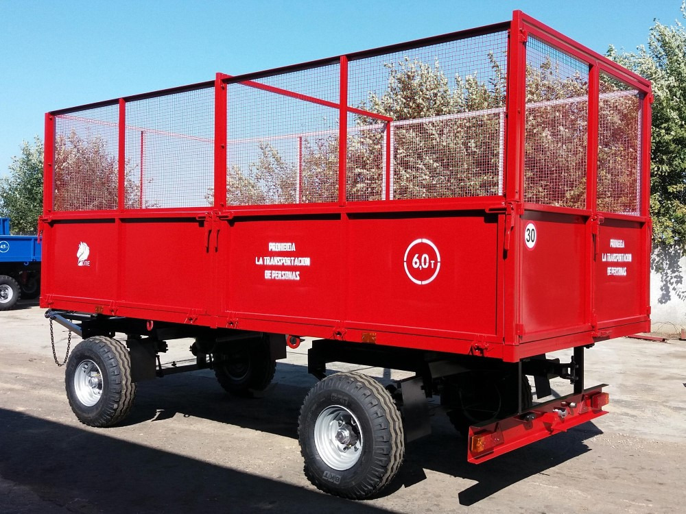 Прицеп тракторный 2ПТС-6,5 (не самосвальный, для перевозки легковесных и объемных грузов) - Сельскохозяйственный прицеп: фото 1 Прицеп тракторный 2ПТС-6,5 (не самосвальный, для перевозки легковесных и объемных грузов) - Сельскохозяйственный прицеп: фото 1