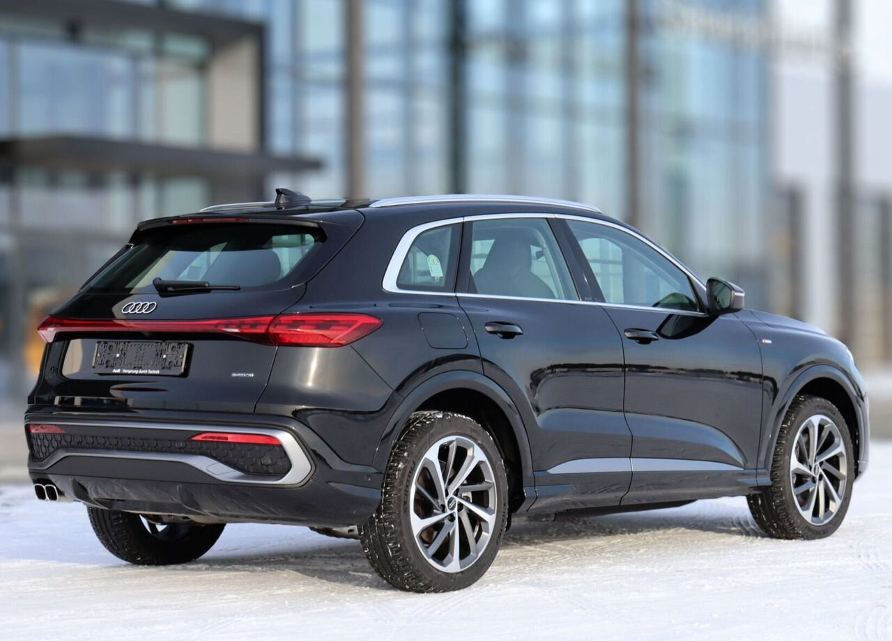 Audi Q5 2.0 AMT, Новый - Легковой автомобиль: фото 2 Audi Q5 2.0 AMT, Новый - Легковой автомобиль: фото 2