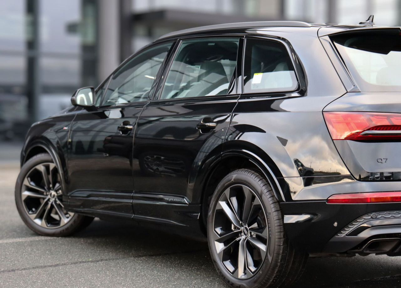 Audi Q7 3.0 AT, 2025Новый - Легковой автомобиль: фото 3 Audi Q7 3.0 AT, 2025Новый - Легковой автомобиль: фото 3