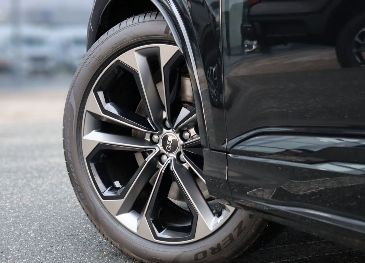 Audi Q7 3.0 AT, Новый - Легковой автомобиль: фото 4 Audi Q7 3.0 AT, Новый - Легковой автомобиль: фото 4