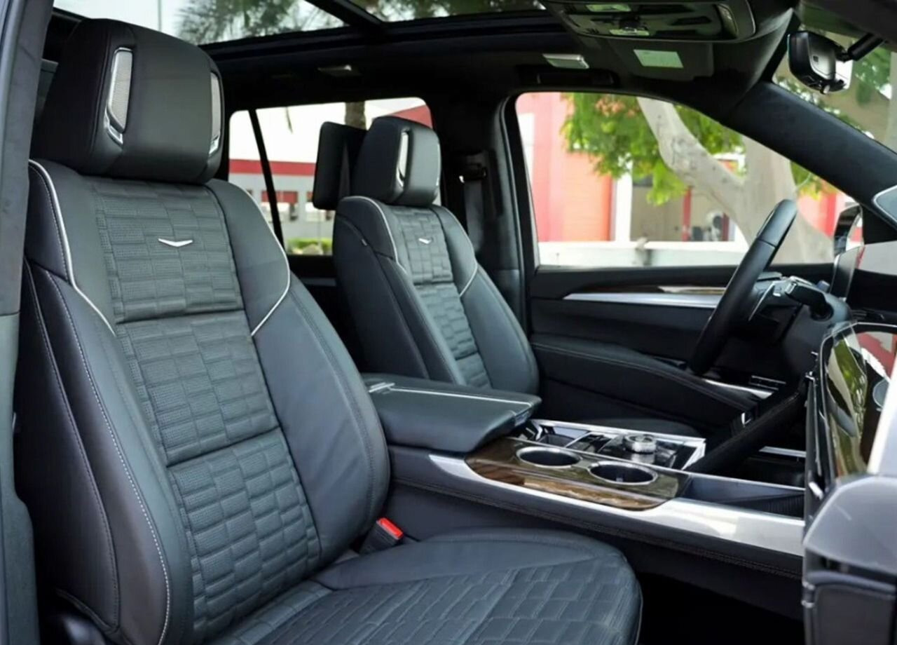 Легковой автомобиль Cadillac Escalade 6.2 AT, Новый: фото 9