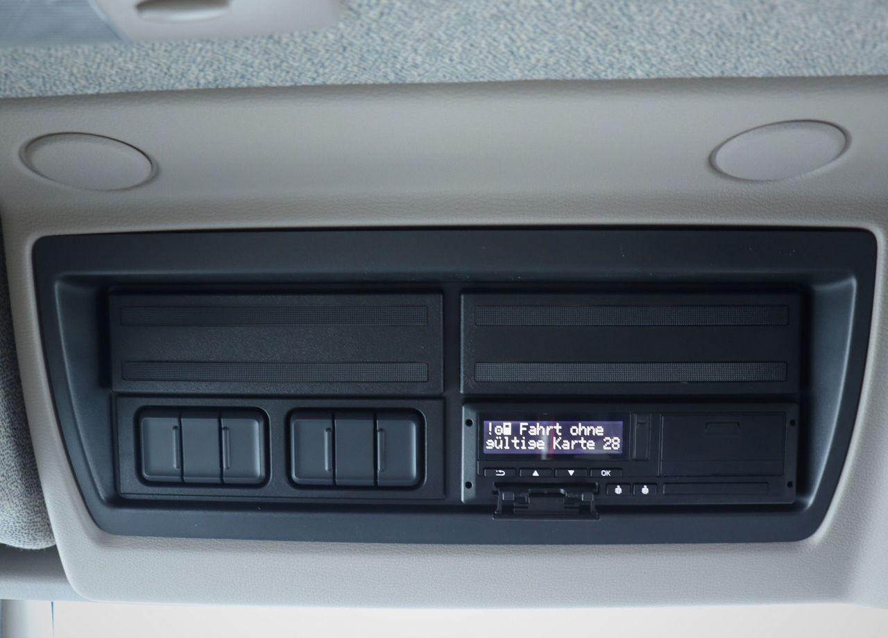 Новый Изотермический грузовик DAF LF210: фото 34 Новый Изотермический грузовик DAF LF210: фото 34