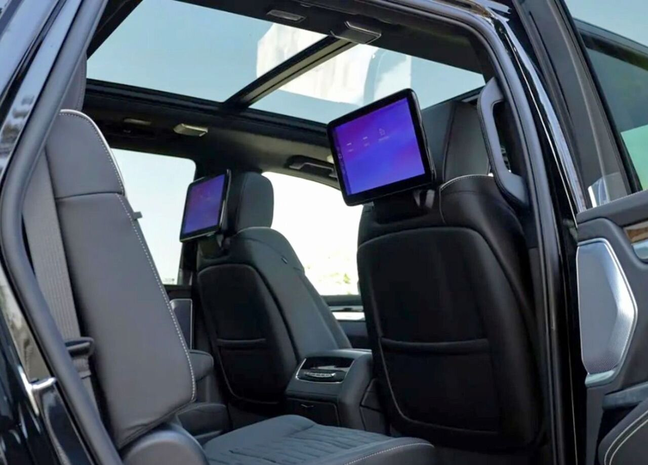 Другая техника Cadillac Escalade 6.2 AT, Новый: фото 10
