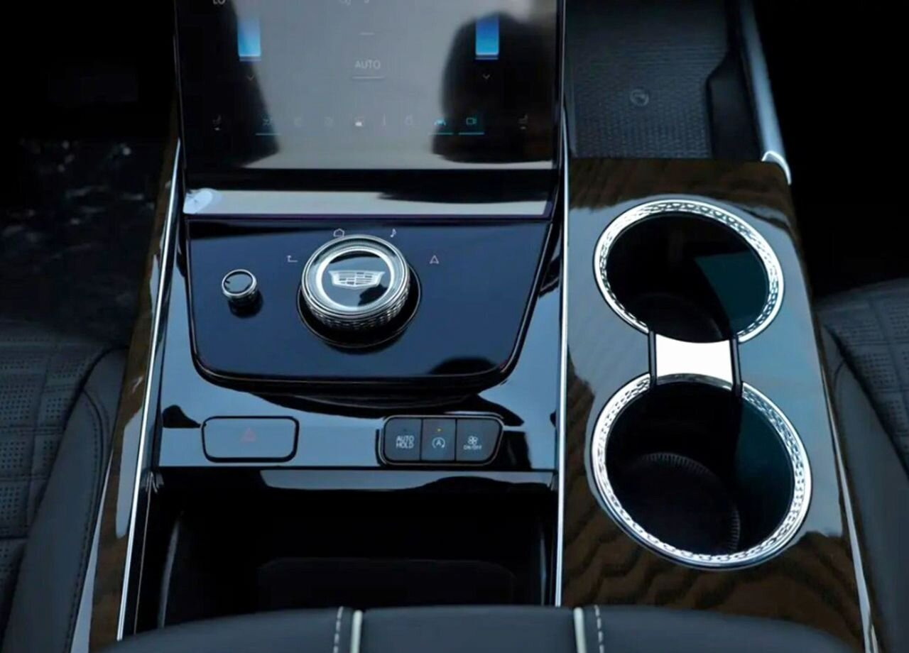 Другая техника Cadillac Escalade 6.2 AT, Новый: фото 11