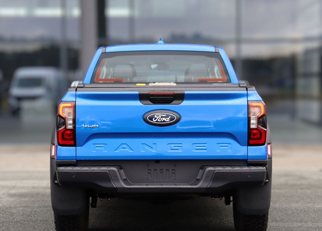 FORD Ford Ranger 2.3 AT - Пикап: фото 4 FORD Ford Ranger 2.3 AT - Пикап: фото 4