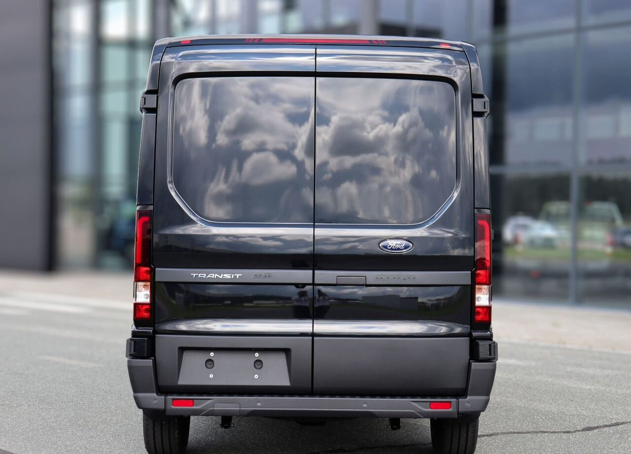 FORD Ford Transit 2.0 MT - Цельнометаллический фургон: фото 4 FORD Ford Transit 2.0 MT - Цельнометаллический фургон: фото 4