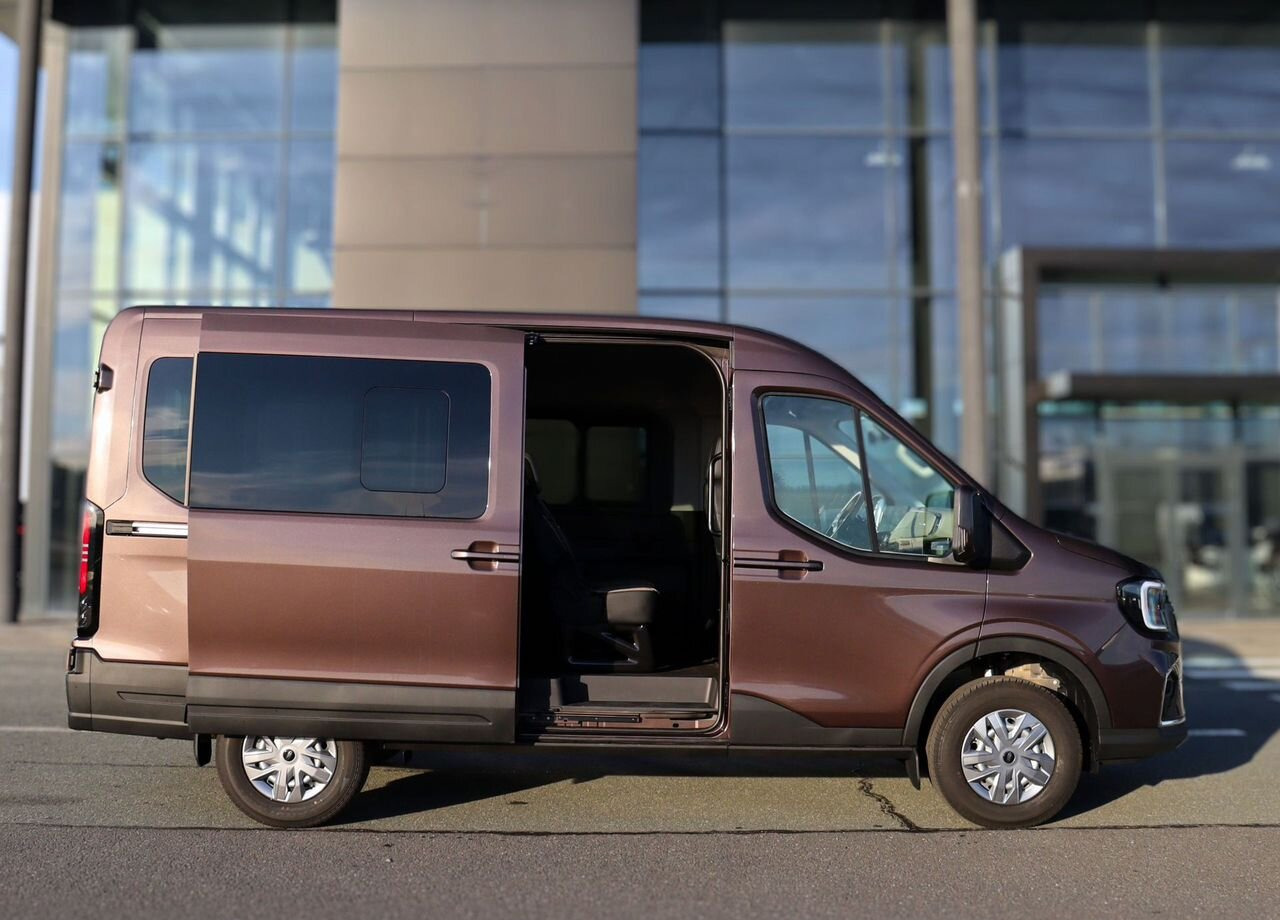 Новый Микроавтобус, Пассажирский фургон FORD Ford Transit 2.3 MT: фото 10