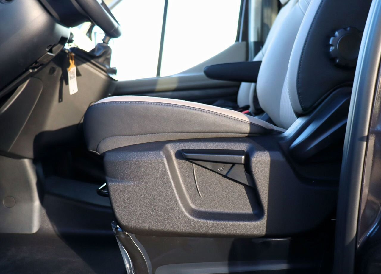 Новый Микроавтобус, Пассажирский фургон FORD Ford Transit 2.3 MT: фото 19