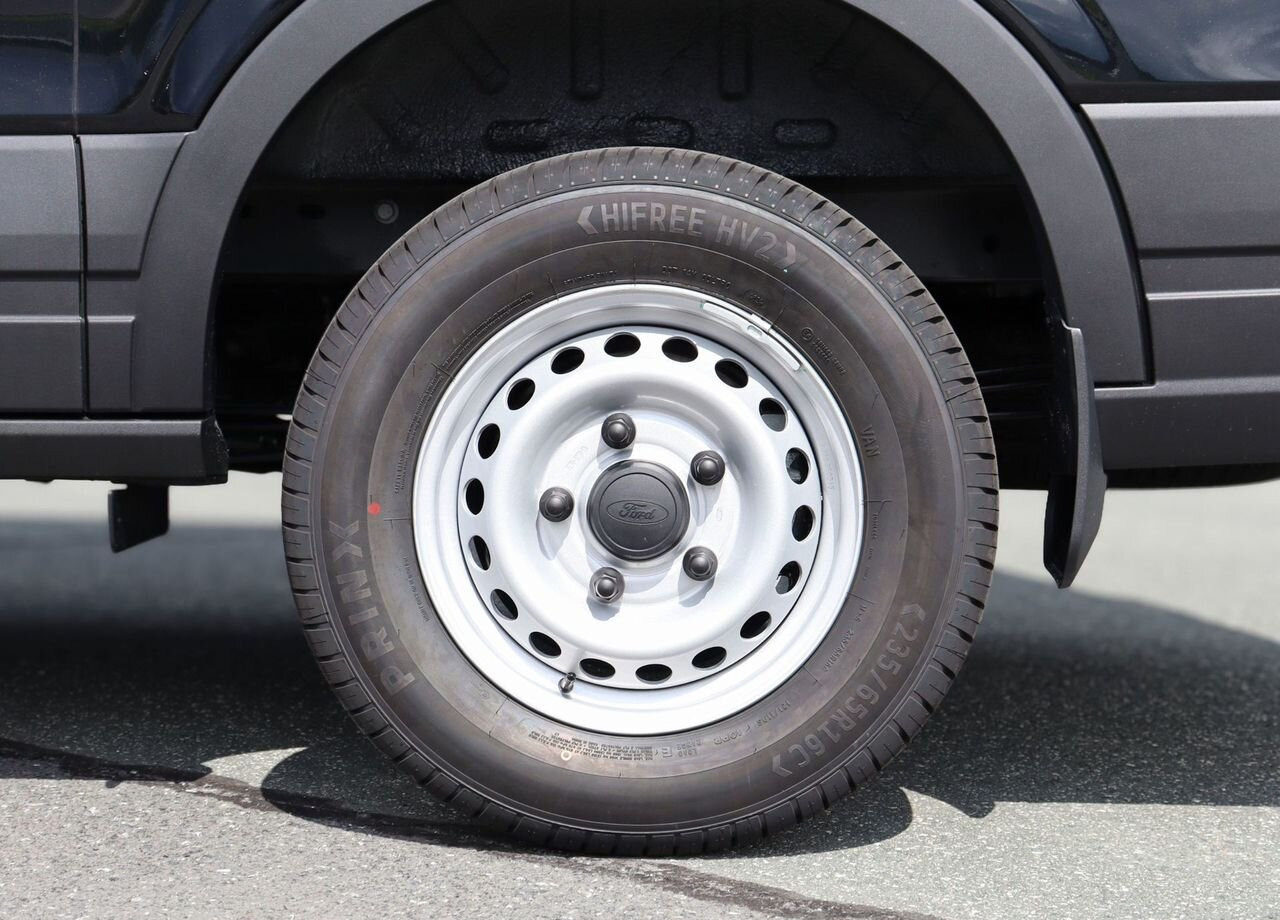Новый Цельнометаллический фургон FORD Transit T8 2.0 MT, 2025 Новый: фото 16