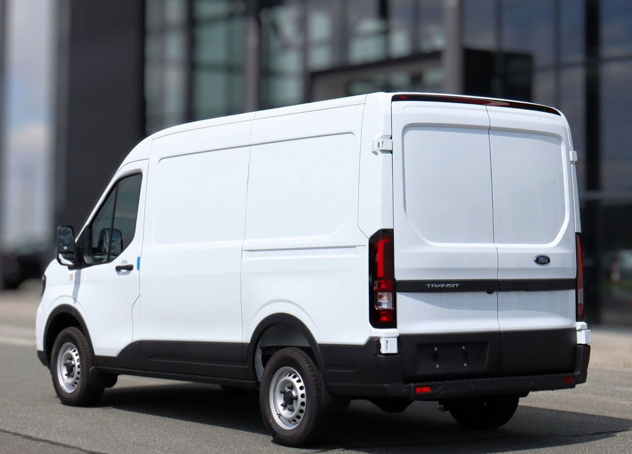 FORD Transit T8 2.0 MT, 2025 Новый - Цельнометаллический фургон: фото 4 FORD Transit T8 2.0 MT, 2025 Новый - Цельнометаллический фургон: фото 4