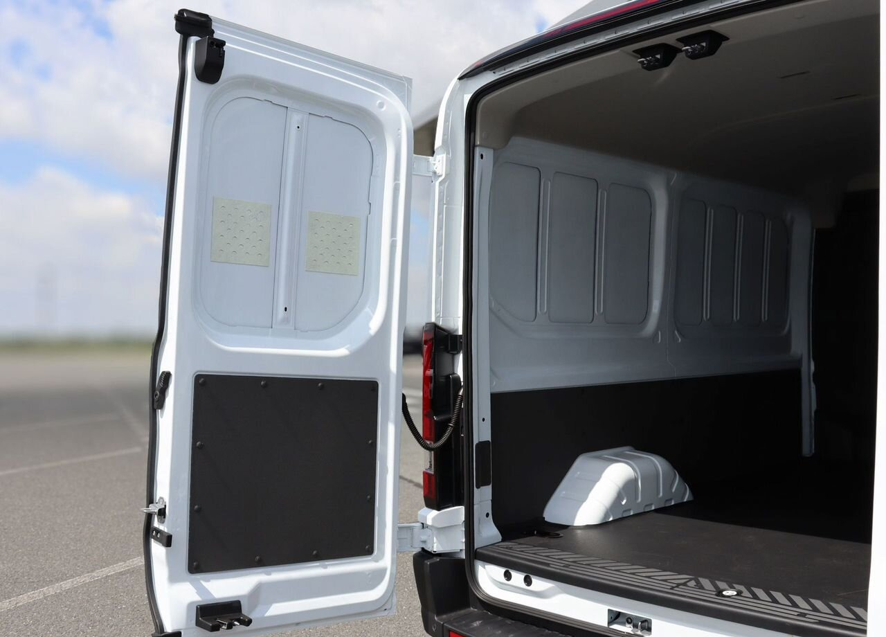 Новый Цельнометаллический фургон FORD Transit T8 2.0 MT, 2025 Новый: фото 12 Новый Цельнометаллический фургон FORD Transit T8 2.0 MT, 2025 Новый: фото 12