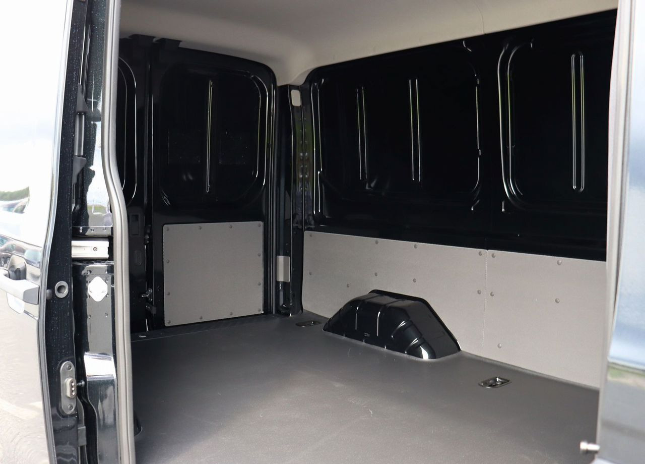 Новый Цельнометаллический фургон FORD Transit T8 2.0 MT, 2025 Новый: фото 11
