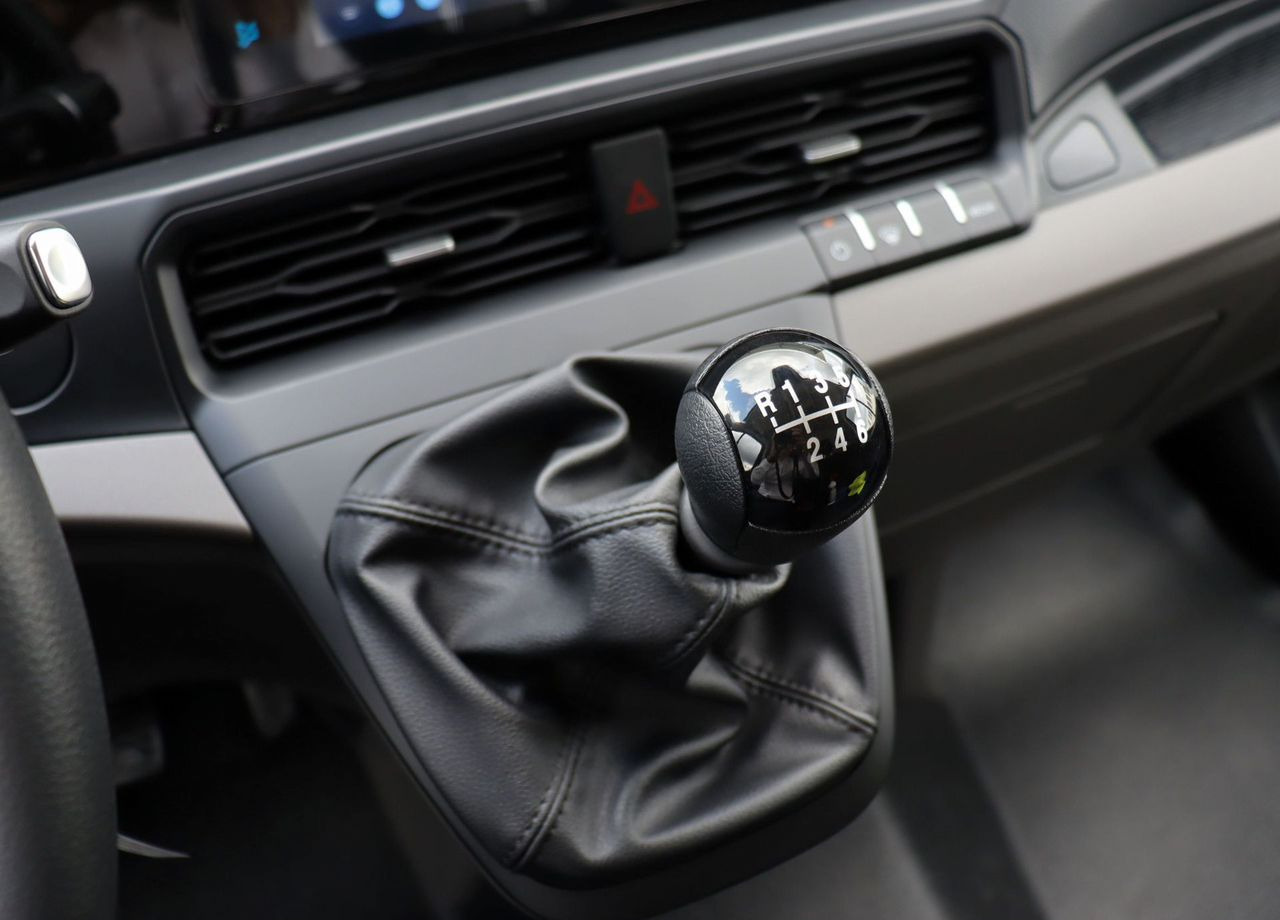 Новый Цельнометаллический фургон FORD Transit T8 2.0 MT, 2025 Новый: фото 26