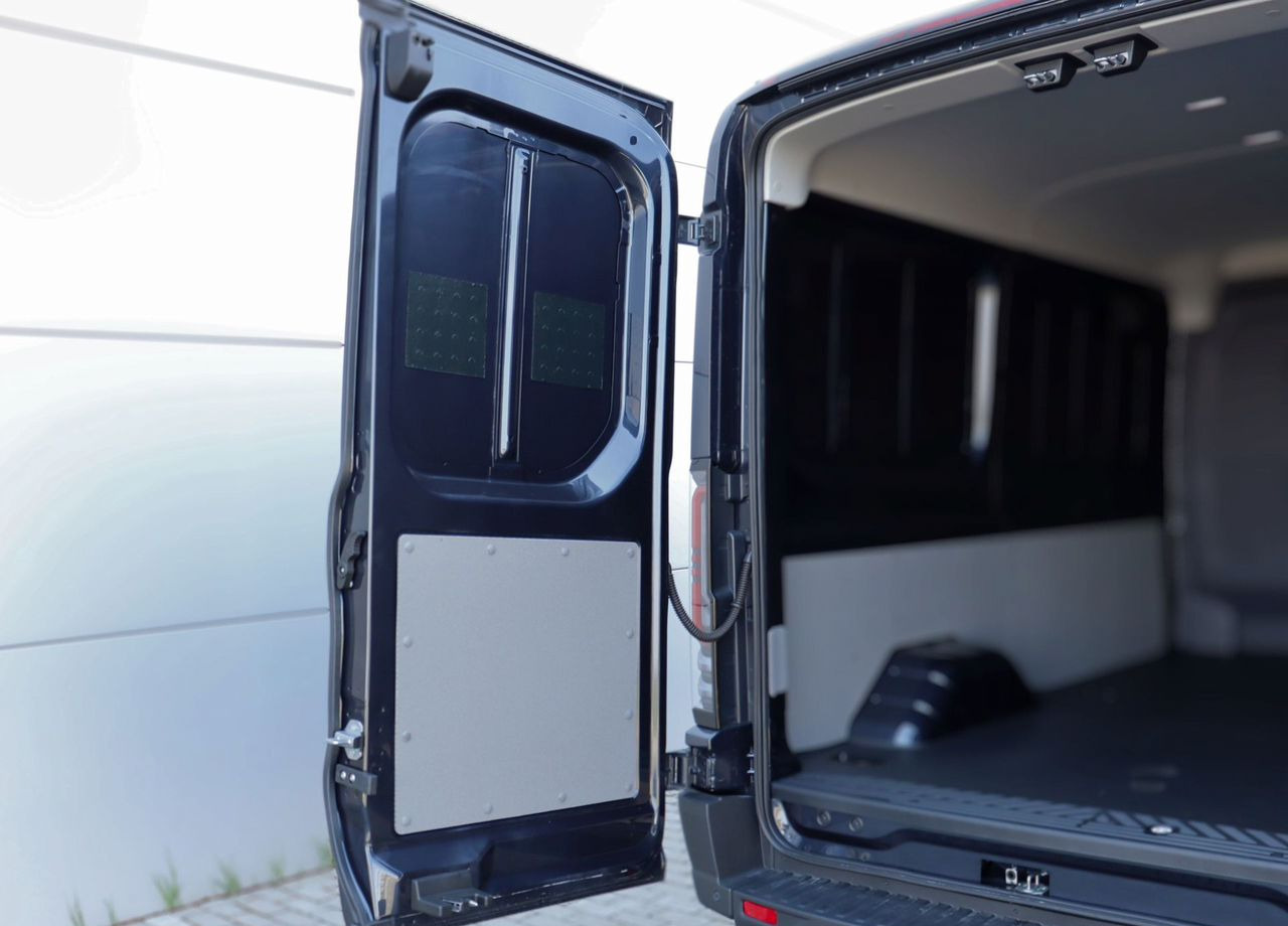 Новый Цельнометаллический фургон FORD Transit T8 2.3 MT, 2024 Новый: фото 15 Новый Цельнометаллический фургон FORD Transit T8 2.3 MT, 2024 Новый: фото 15