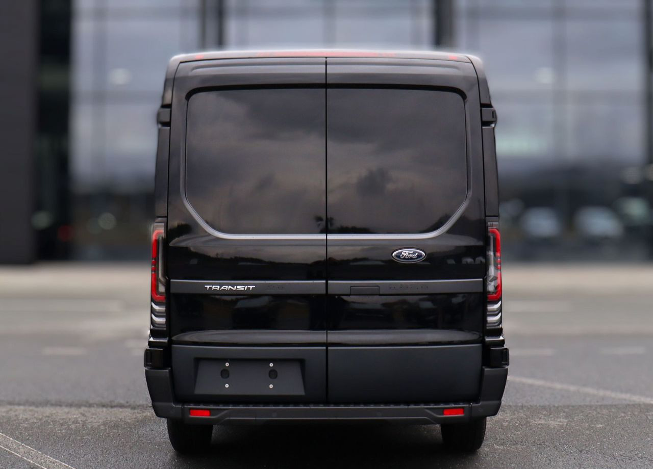 FORD Transit T8 2.3 MT, 2025 Новый - Цельнометаллический фургон: фото 4 FORD Transit T8 2.3 MT, 2025 Новый - Цельнометаллический фургон: фото 4