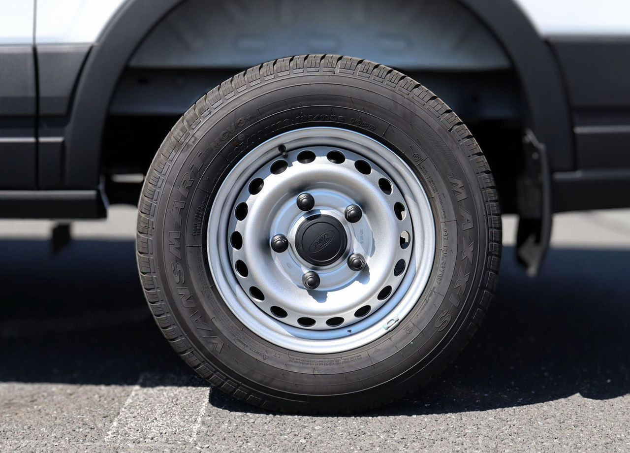 Новый Цельнометаллический фургон FORD Transit T8 2.3 MT, 2025 Новый: фото 19 Новый Цельнометаллический фургон FORD Transit T8 2.3 MT, 2025 Новый: фото 19