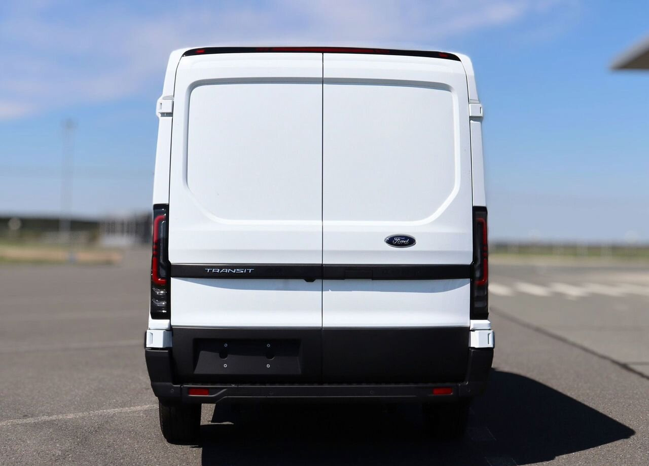 FORD Transit T8 2.3 MT, 2025 Новый - Цельнометаллический фургон: фото 5 FORD Transit T8 2.3 MT, 2025 Новый - Цельнометаллический фургон: фото 5