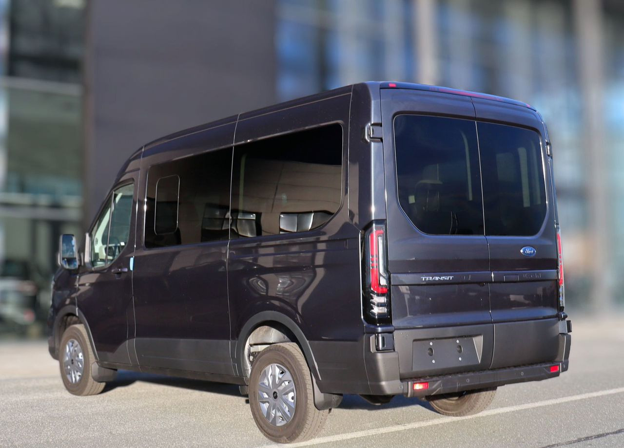 Ford Transit 2.3 MT, 2024Новый - Микроавтобус, Пассажирский фургон: фото 3 Ford Transit 2.3 MT, 2024Новый - Микроавтобус, Пассажирский фургон: фото 3