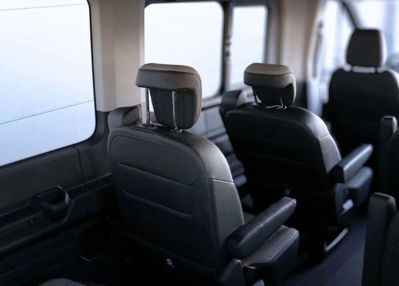 Микроавтобус, Пассажирский фургон Ford Transit 2.3 MT, Новый: фото 38