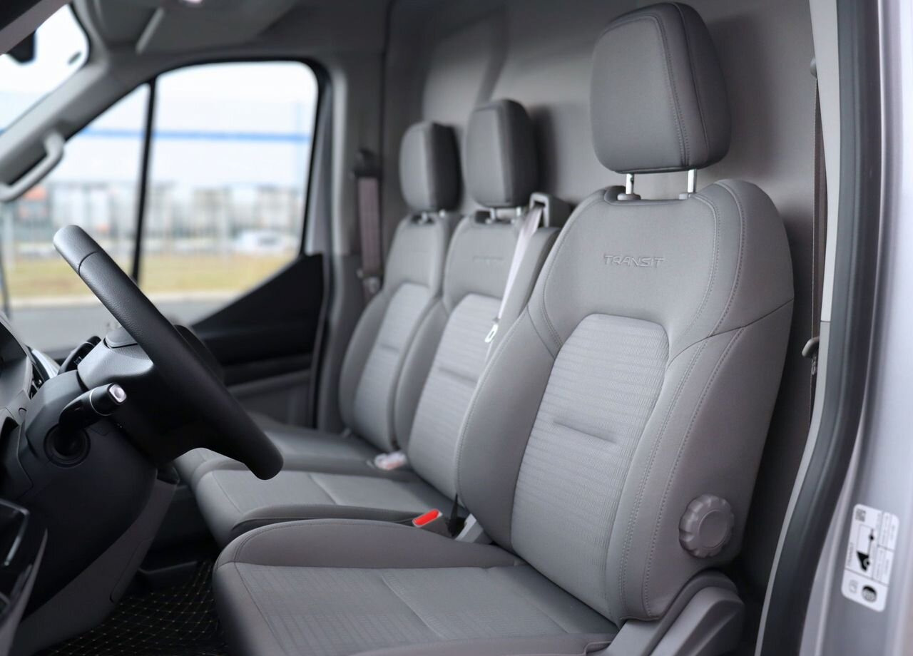 Новый Цельнометаллический фургон Ford Transit 2.3 MT, Новый: фото 13