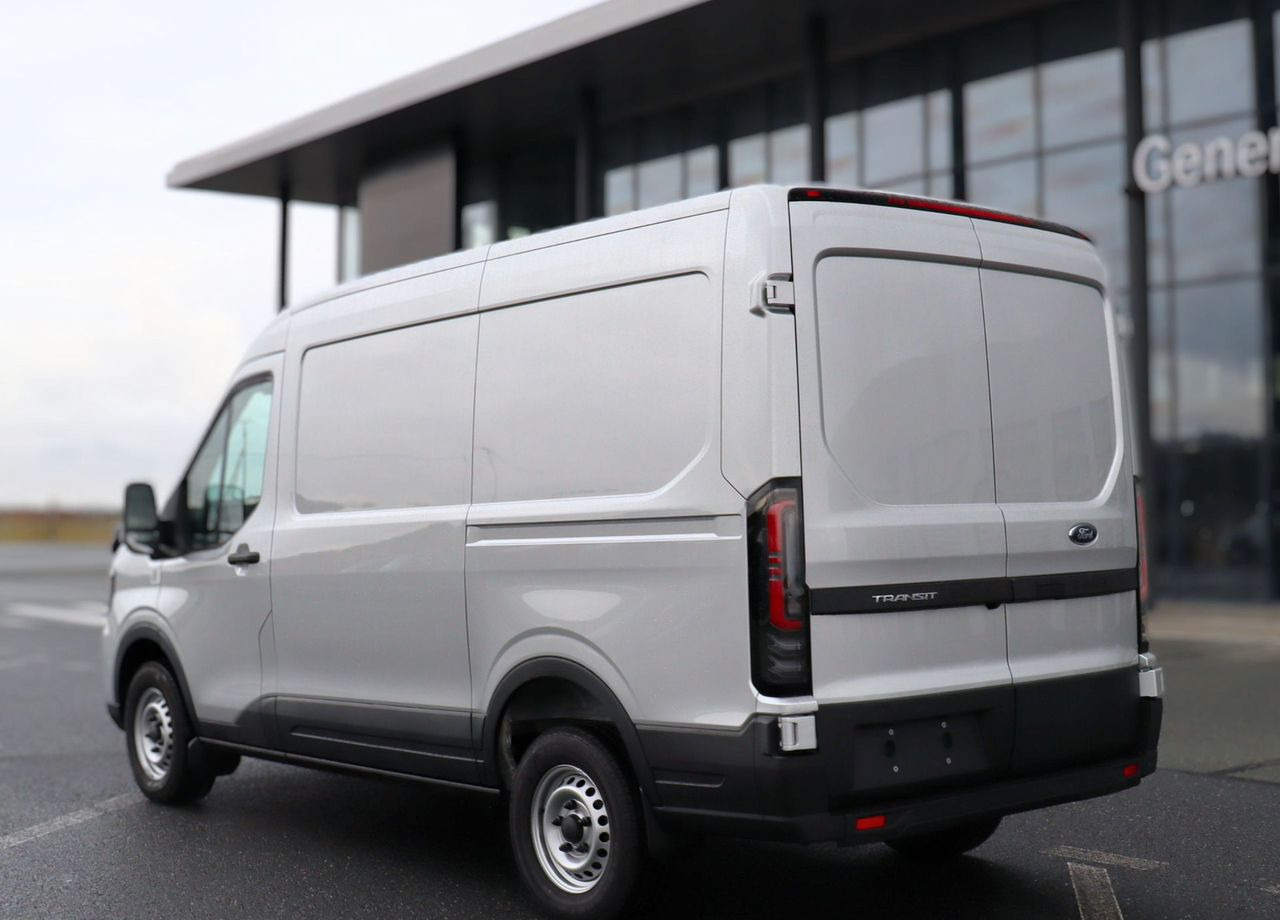 Ford Transit 2.3 MT, Новый - Цельнометаллический фургон: фото 5 Ford Transit 2.3 MT, Новый - Цельнометаллический фургон: фото 5