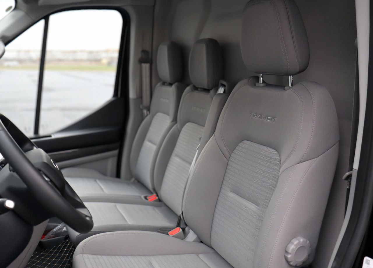 Новый Цельнометаллический фургон Ford Transit 2.3 MT, Новый: фото 25