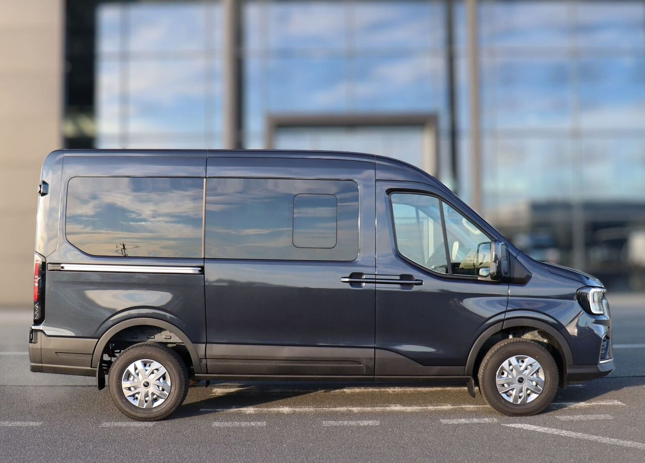 Микроавтобус, Пассажирский фургон Ford Transit 2.3 MT, Новый: фото 7