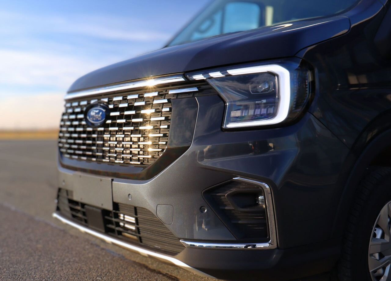 Новый Микроавтобус, Пассажирский фургон Ford Transit 2.3 MT, Новый: фото 11