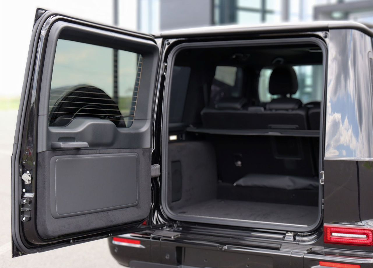 Новый Легковой автомобиль MERCEDES-BENZ Mercedes-Benz G-класс 3.0 AT: фото 14 Новый Легковой автомобиль MERCEDES-BENZ Mercedes-Benz G-класс 3.0 AT: фото 14