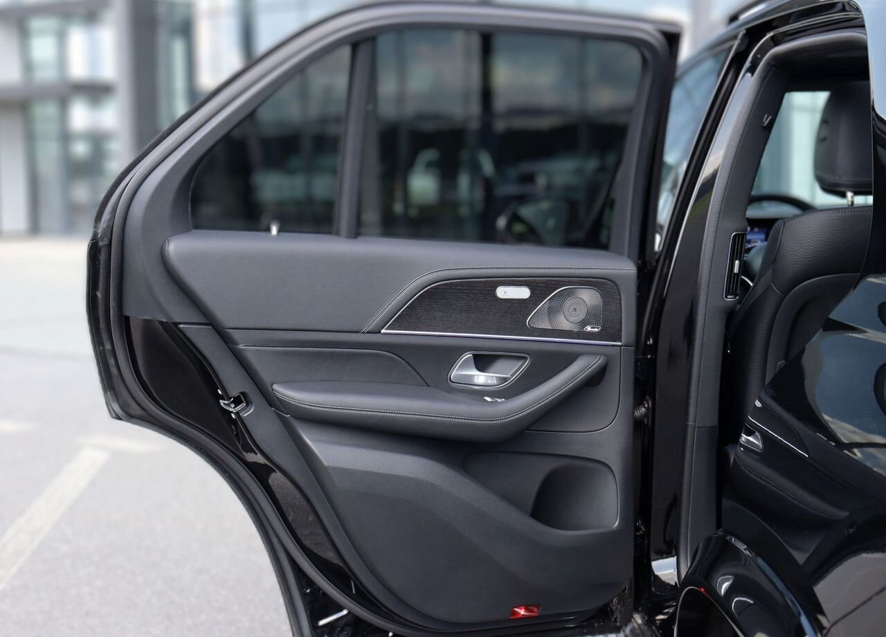 Новый Легковой автомобиль Mercedes-Benz GLE-класс 2.0 AT, Новый: фото 26 Новый Легковой автомобиль Mercedes-Benz GLE-класс 2.0 AT, Новый: фото 26