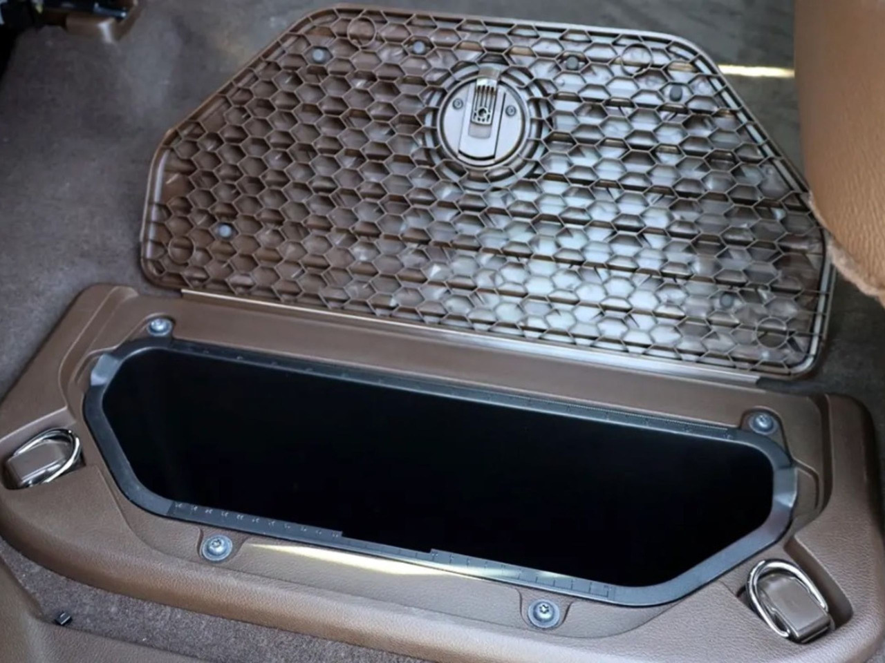 Новый Пикап RAM 1500 Limited Longhorn 3.0 AT, 2026: фото 10 Новый Пикап RAM 1500 Limited Longhorn 3.0 AT, 2026: фото 10