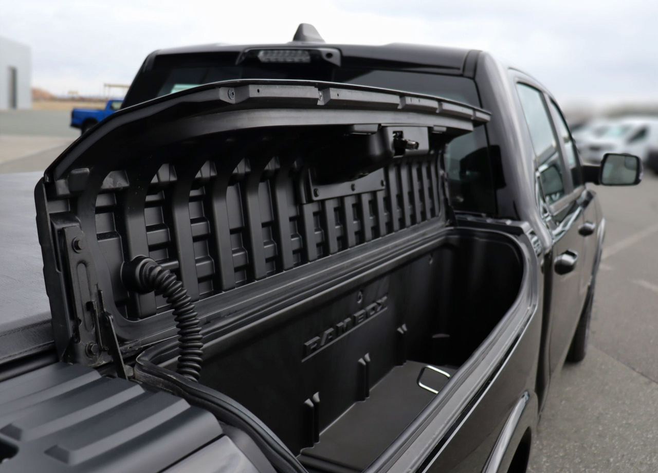 Новый Пикап RAM 1500 Limitеd Night 3.0 AT, 2026: фото 17