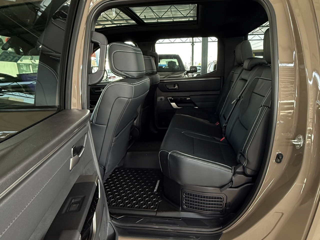 Новый Пикап TOYOTA Tundra: фото 6