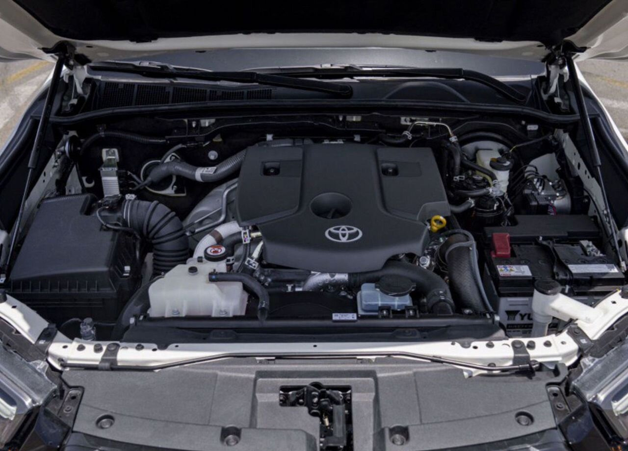 Новый Пикап Toyota Hilux 4.0 AT, Новый: фото 18