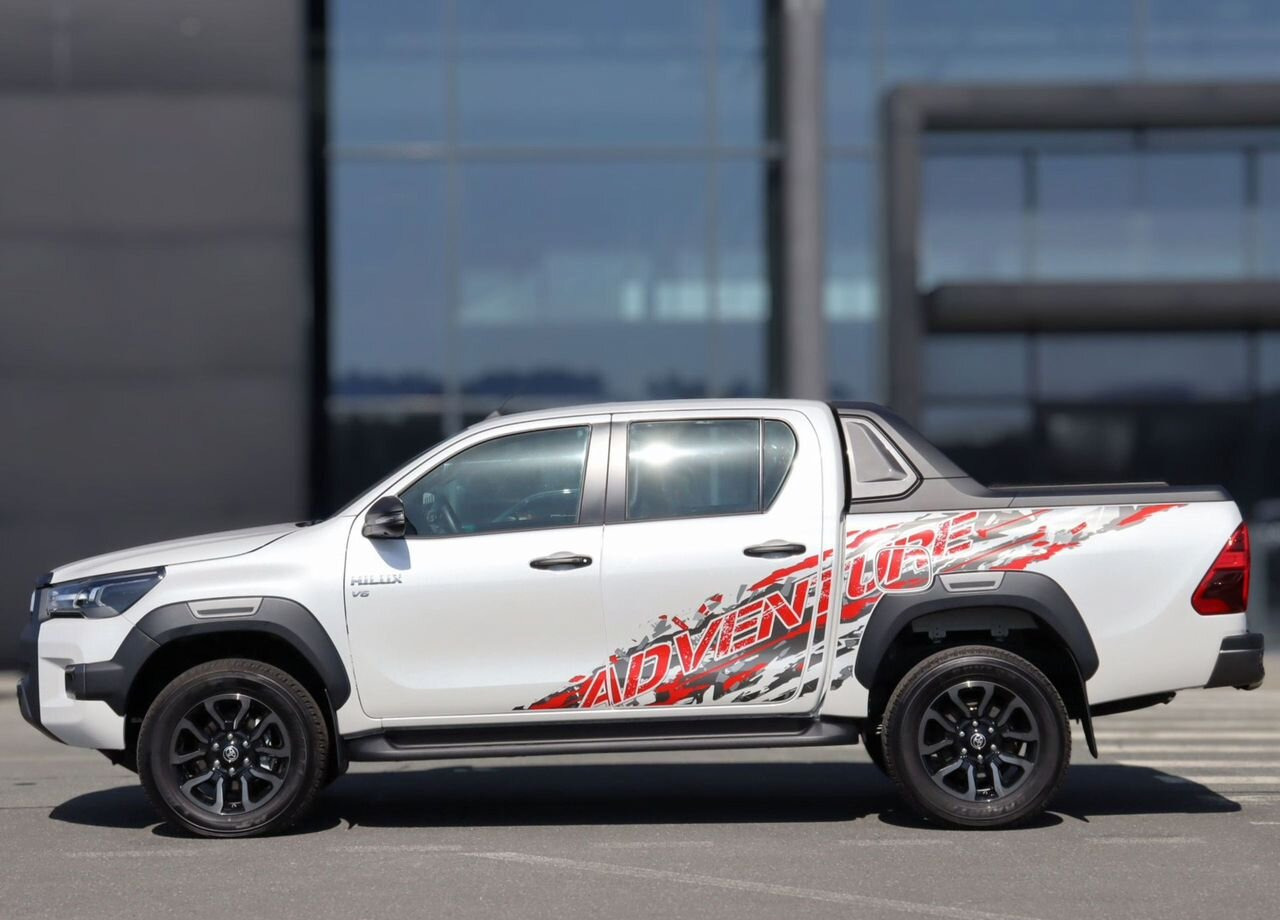 Toyota Hilux 4.0 AT, Новый - Пикап: фото 4 Toyota Hilux 4.0 AT, Новый - Пикап: фото 4