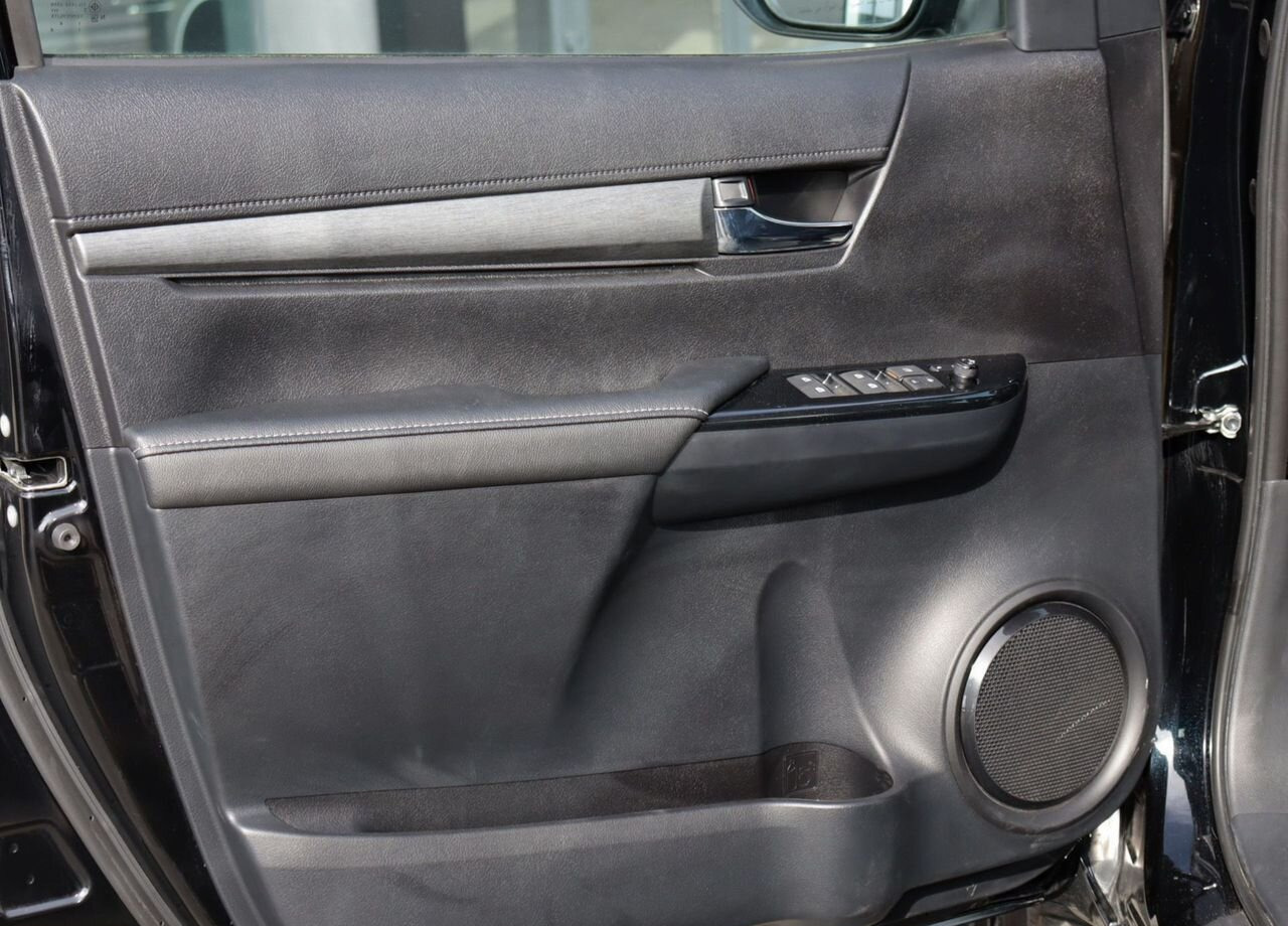 Пикап Toyota Hilux 4.0 AT, Новый: фото 20