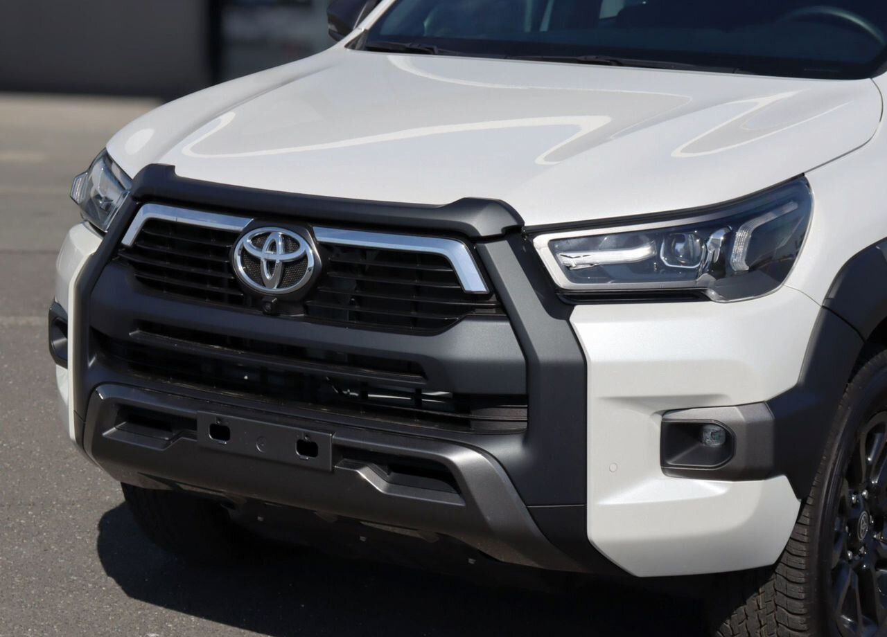 Новый Пикап Toyota Hilux 4.0 AT, Новый: фото 10