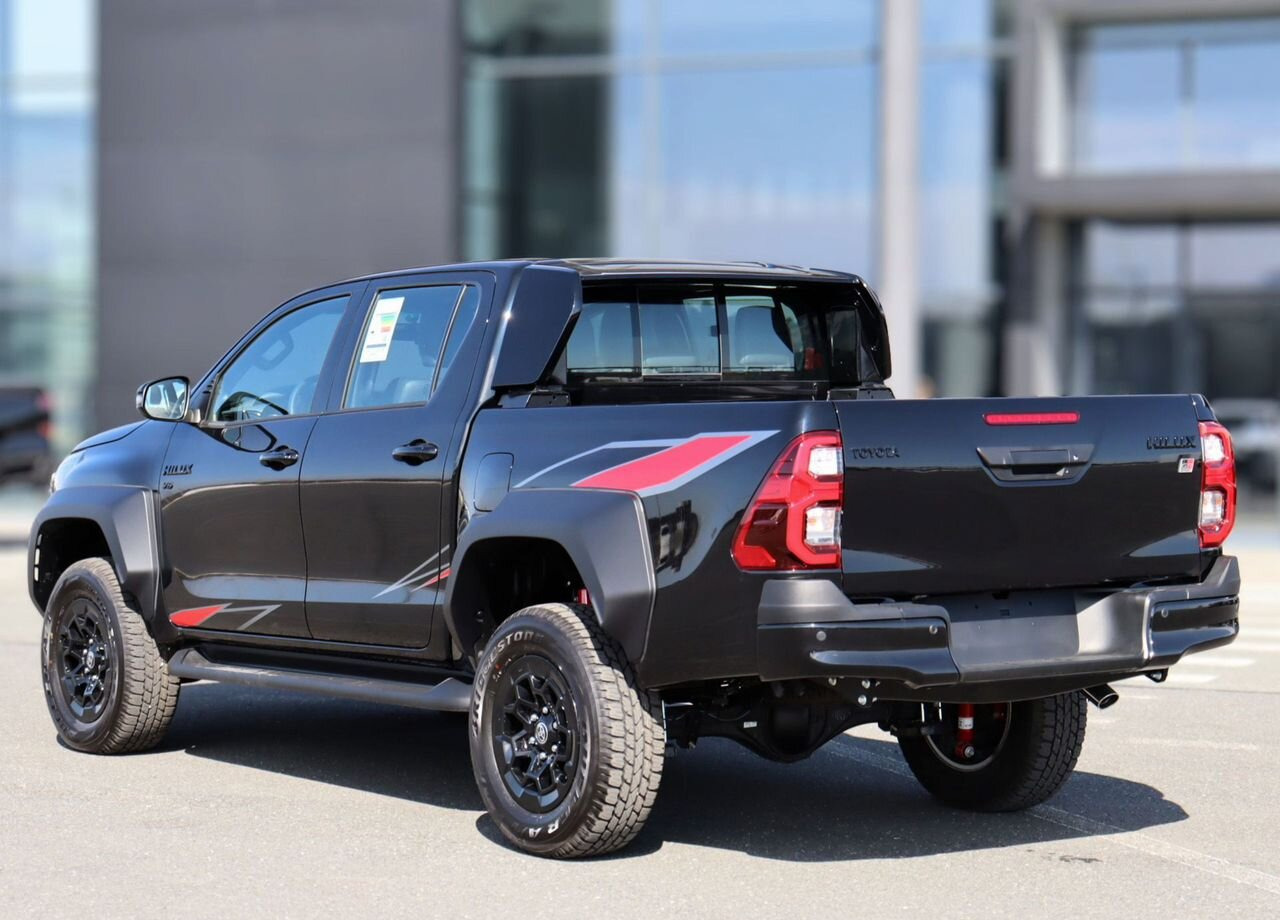 Toyota Hilux 4.0 AT, Новый - Пикап: фото 5 Toyota Hilux 4.0 AT, Новый - Пикап: фото 5