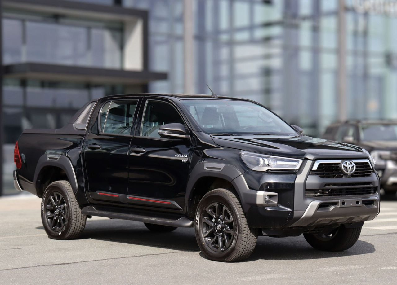 Пикап Toyota Hilux 4.0 AT, Новый: фото 8