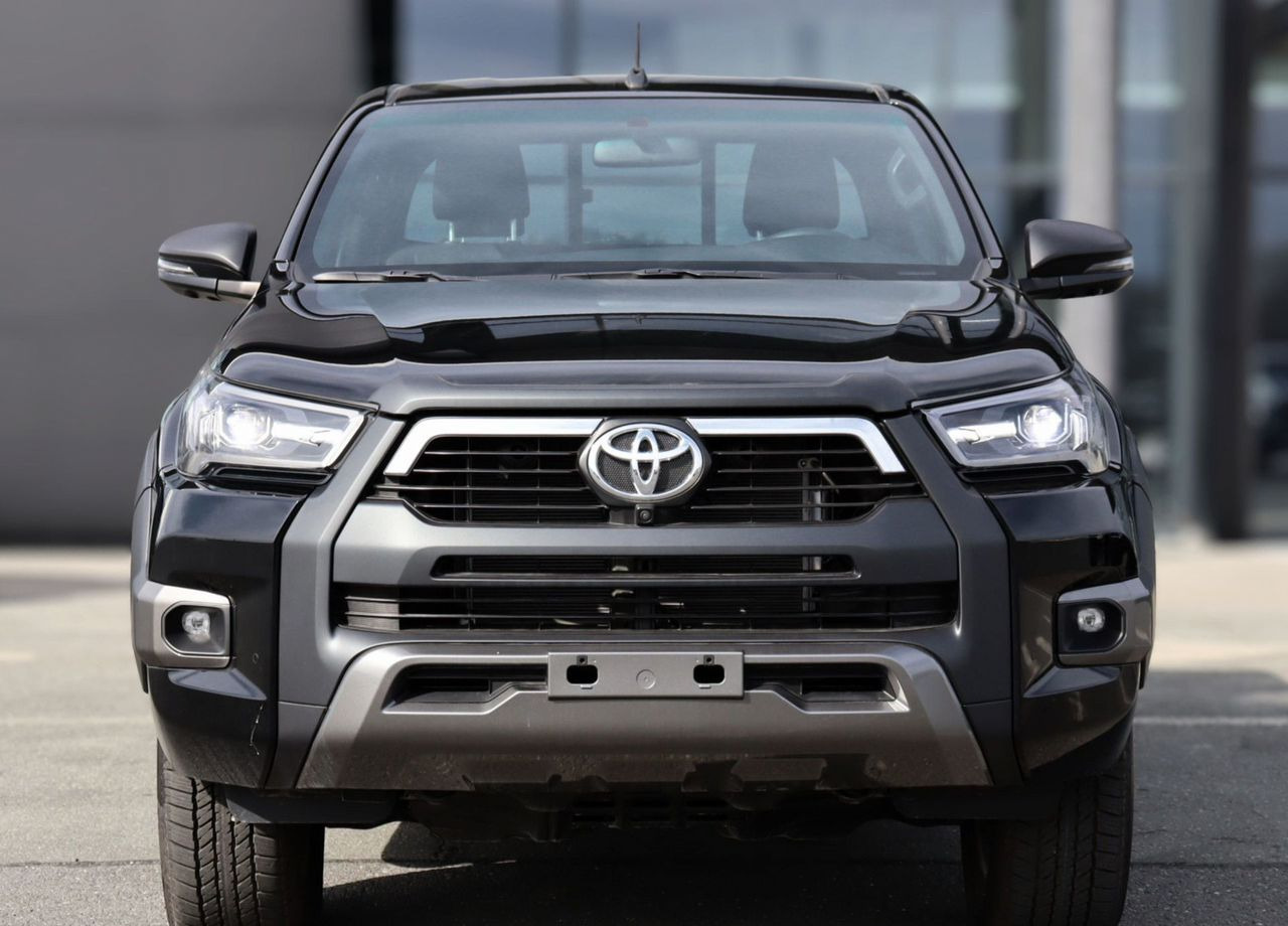 Пикап Toyota Hilux 4.0 AT, Новый: фото 9