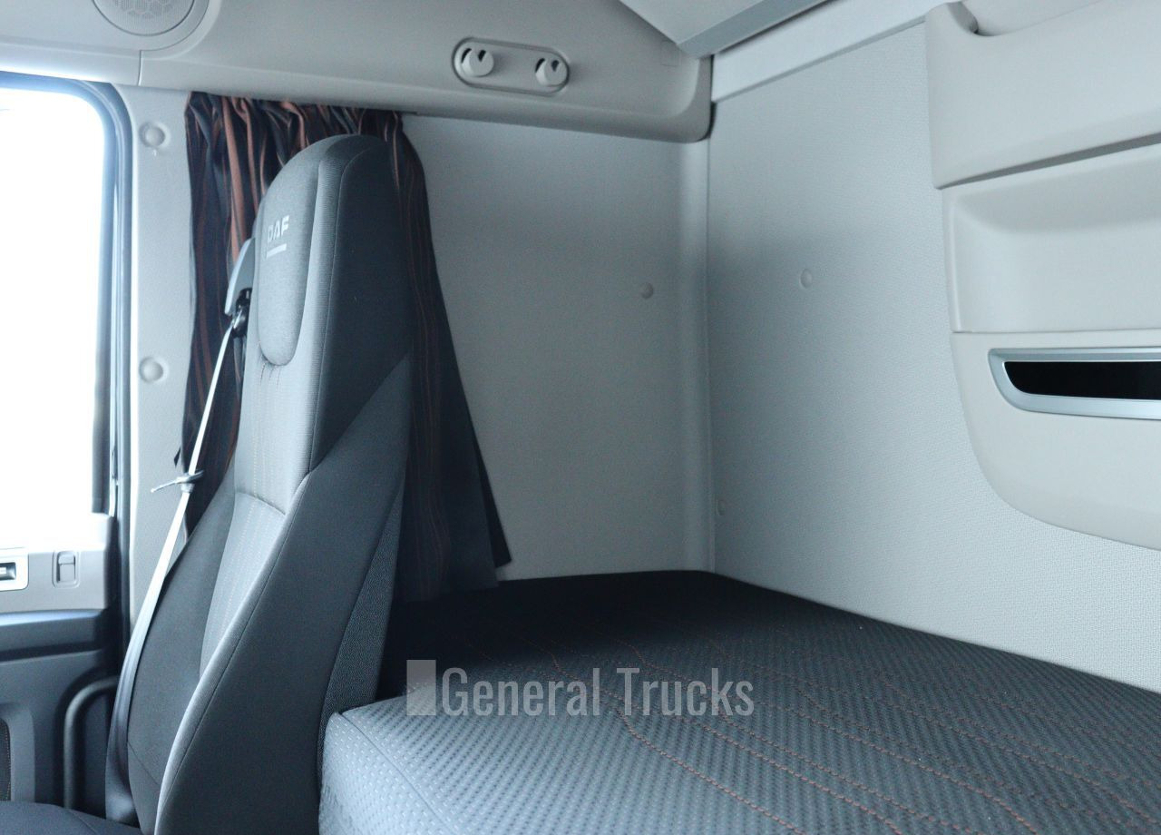 Новый Тягач DAF XF: фото 10