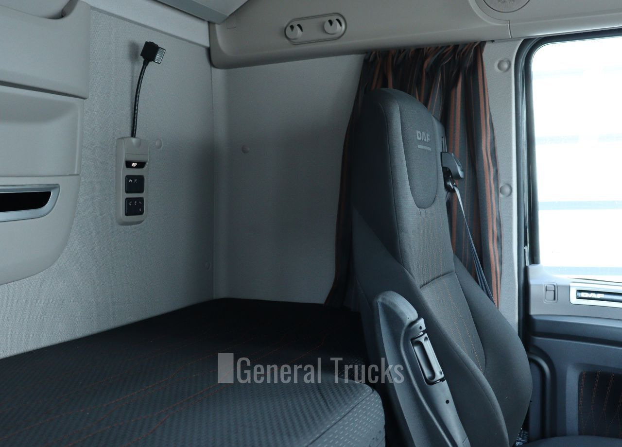 Новый Тягач DAF XF: фото 13