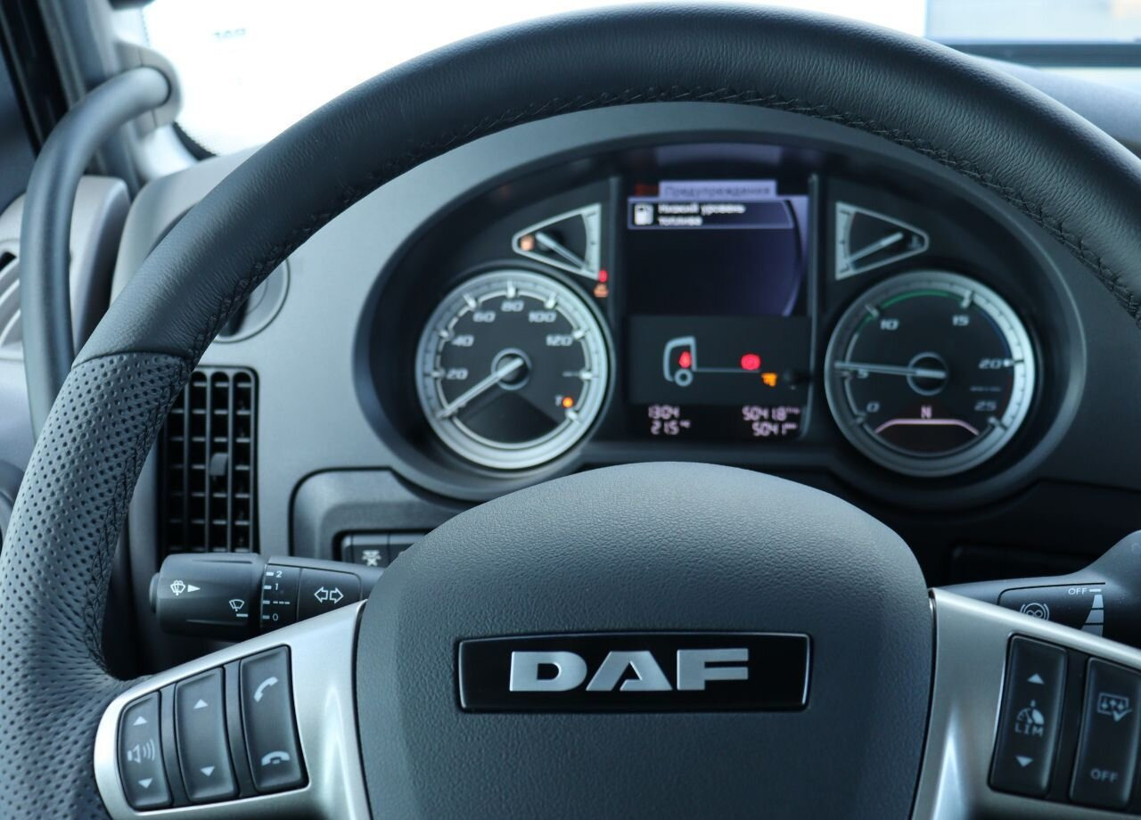 Новый Тягач DAF XF: фото 6