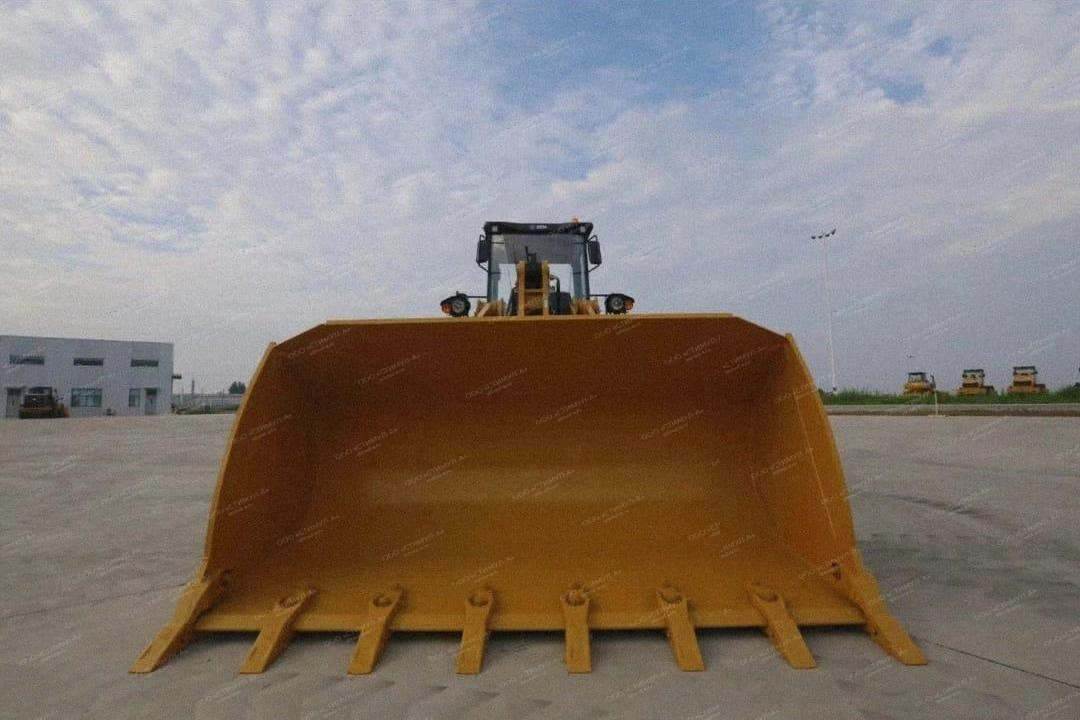 Фронтальный погрузчик SEM 665F - Колёсный погрузчик: фото 3 Фронтальный погрузчик SEM 665F - Колёсный погрузчик: фото 3