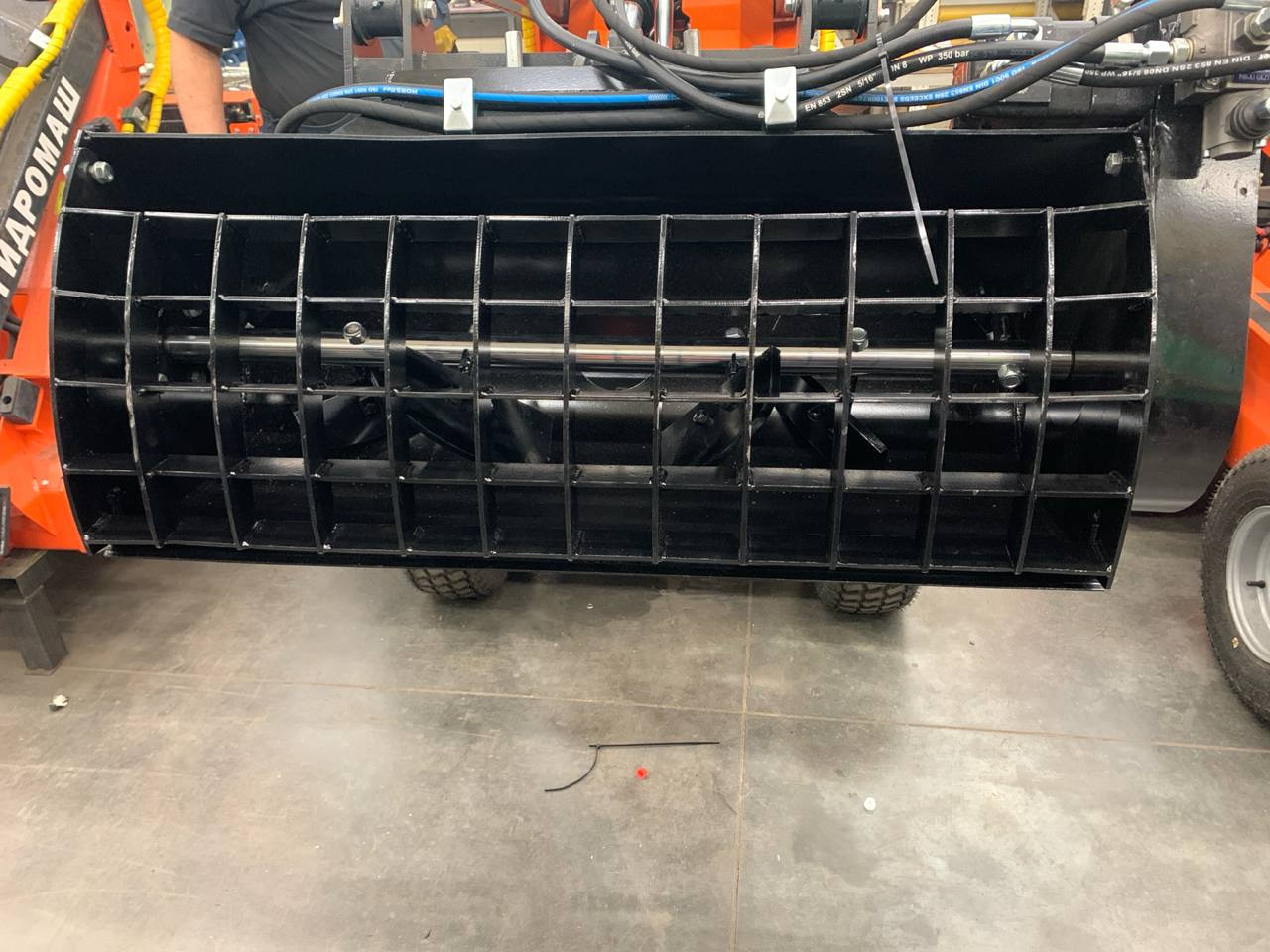 Бетоносмеситель - Бетономешалка: фото 1 Бетоносмеситель - Бетономешалка: фото 1